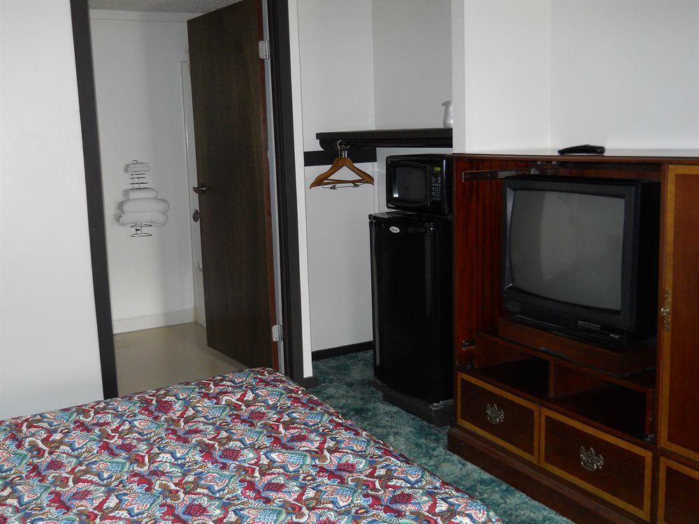 Value Inn Motel - Milwaukee Airport South 오크크릭 외부 사진