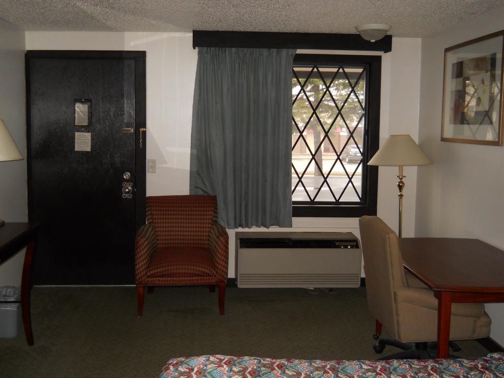 Value Inn Motel - Milwaukee Airport South 오크크릭 외부 사진