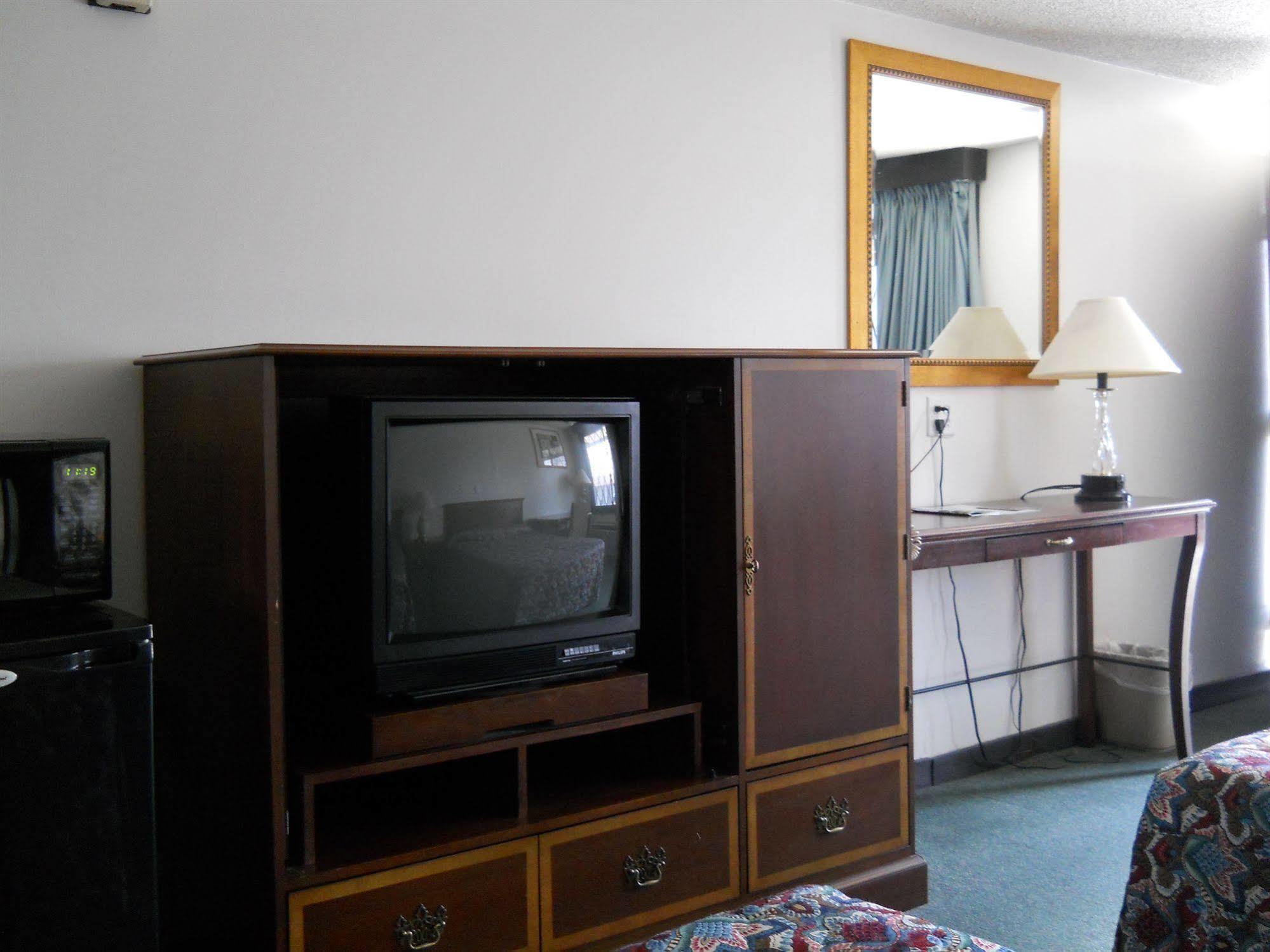 Value Inn Motel - Milwaukee Airport South 오크크릭 외부 사진